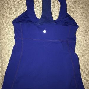 Lululemon top with bra, size 8